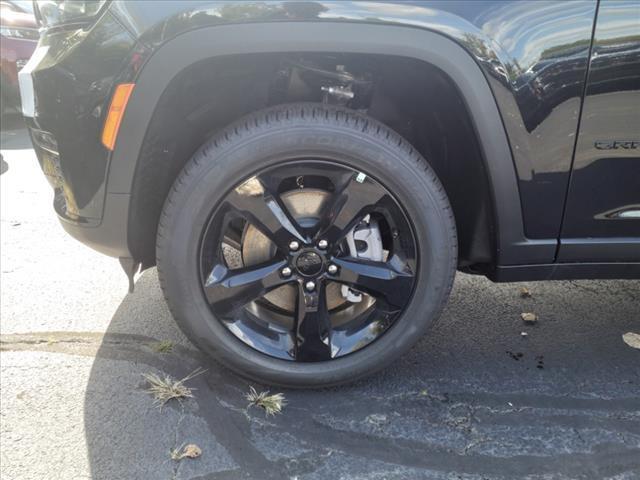 new 2024 Jeep Grand Cherokee L car, priced at $47,750