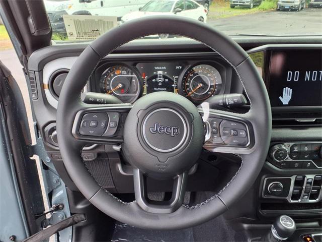 new 2025 Jeep Wrangler car, priced at $41,290
