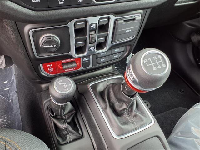 new 2025 Jeep Wrangler car, priced at $41,290