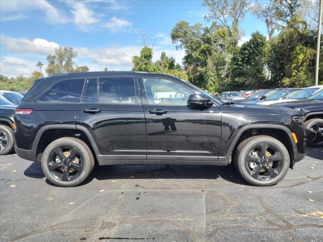 new 2024 Jeep Grand Cherokee car, priced at $45,800