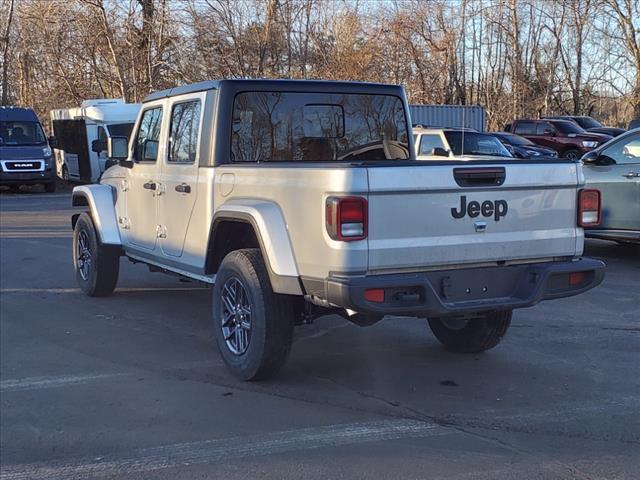 new 2024 Jeep Gladiator car, priced at $50,665