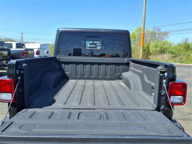 used 2022 Jeep Gladiator car, priced at $36,228