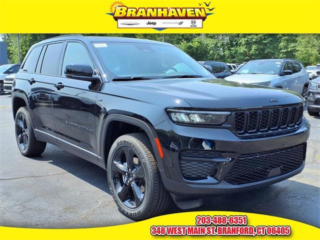 new 2025 Jeep Grand Cherokee car, priced at $40,464