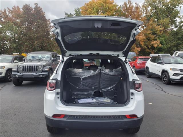 new 2025 Jeep Compass car, priced at $36,575