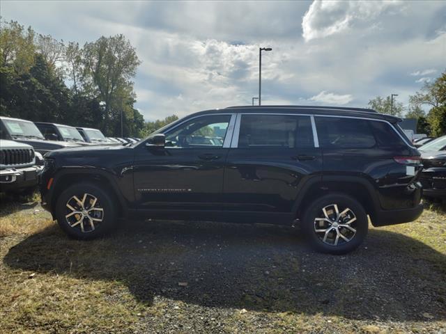 new 2024 Jeep Grand Cherokee L car, priced at $42,944