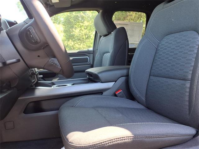 new 2025 Ram 1500 car, priced at $47,277