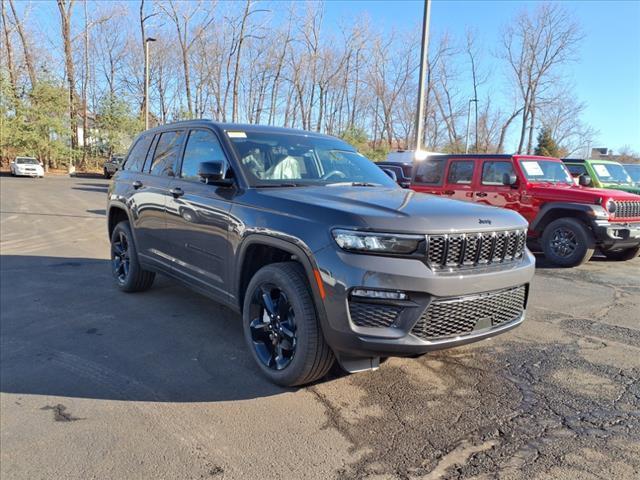 new 2025 Jeep Grand Cherokee car, priced at $43,231