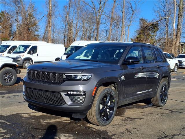 new 2025 Jeep Grand Cherokee car, priced at $43,231