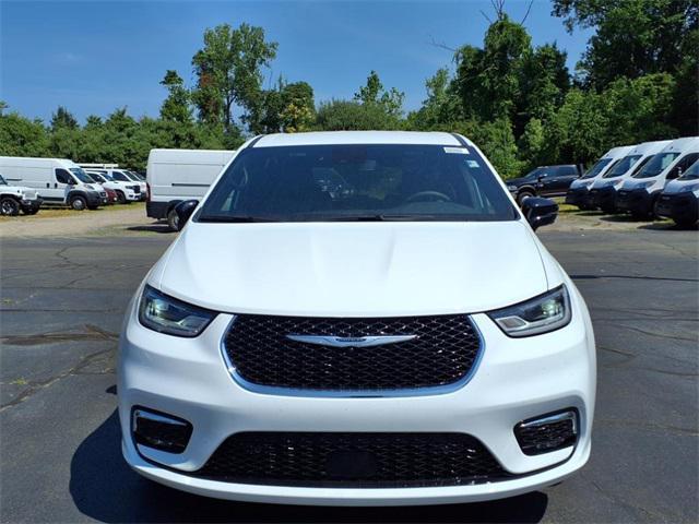 new 2026 Chrysler Pacifica car, priced at $39,890