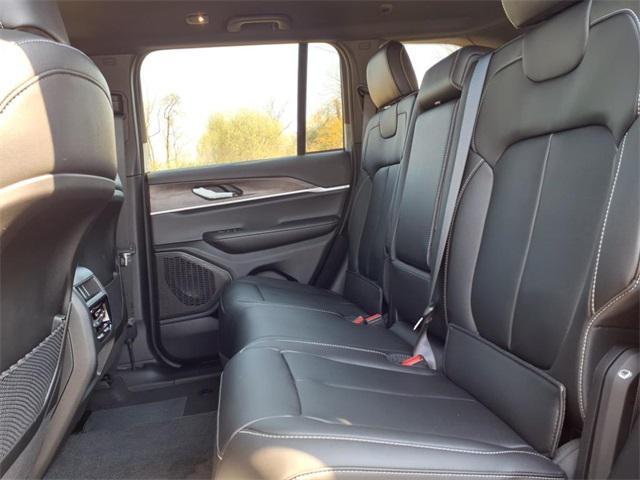 new 2025 Jeep Grand Cherokee car, priced at $41,431
