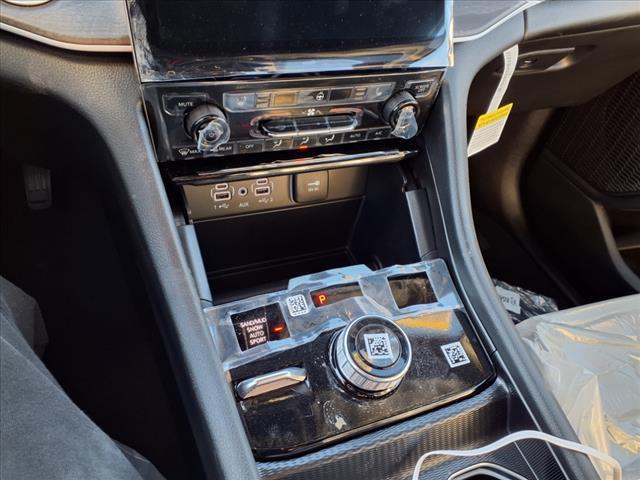 new 2025 Jeep Grand Cherokee car, priced at $42,731