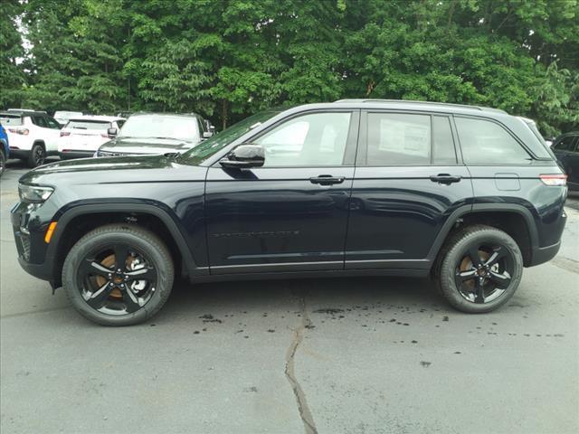 new 2024 Jeep Grand Cherokee car, priced at $43,037