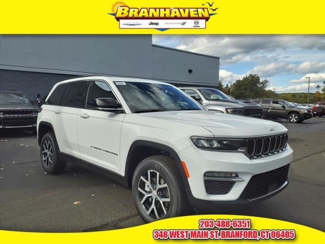 new 2024 Jeep Grand Cherokee car, priced at $42,811