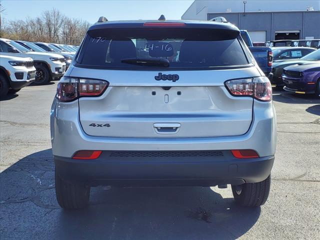 new 2024 Jeep Compass car, priced at $31,430