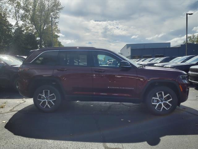 new 2024 Jeep Grand Cherokee car, priced at $42,847