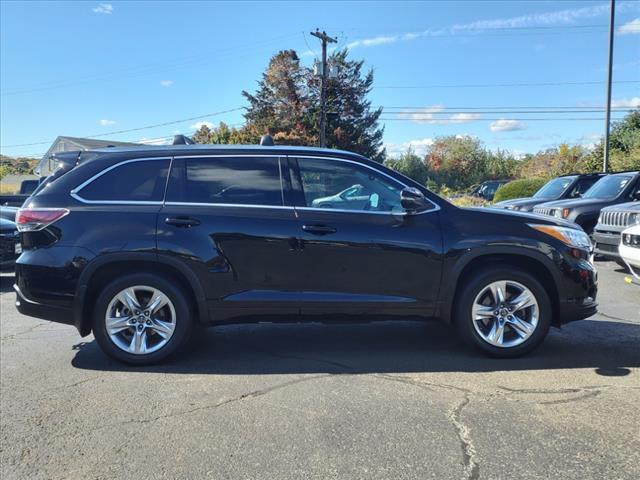 used 2016 Toyota Highlander car, priced at $21,527