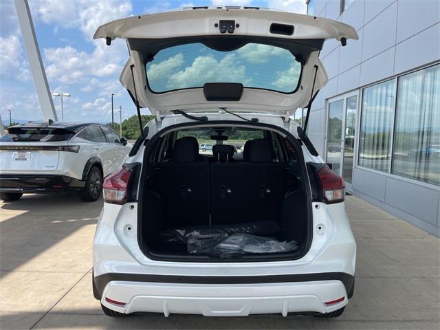 new 2024 Nissan Kicks car, priced at $22,999