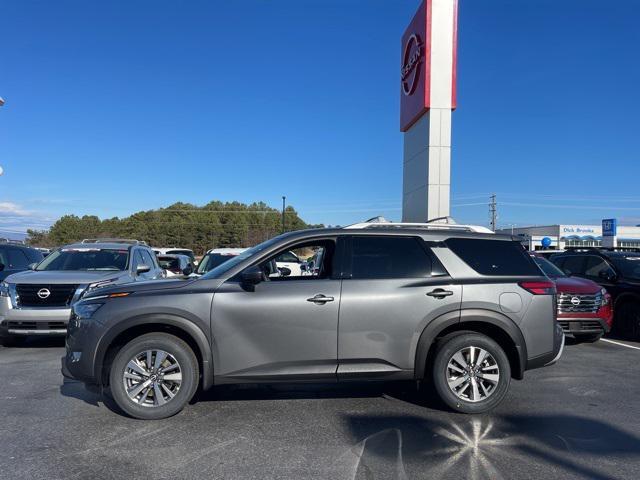 new 2025 Nissan Pathfinder car, priced at $40,812