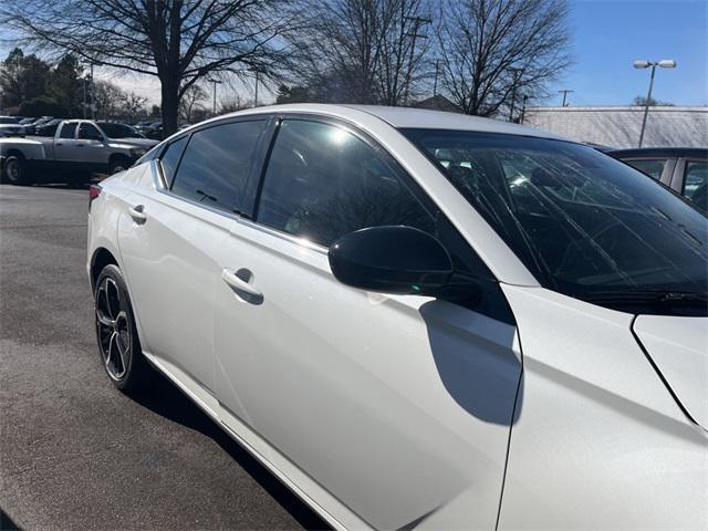 new 2024 Nissan Altima car, priced at $28,999