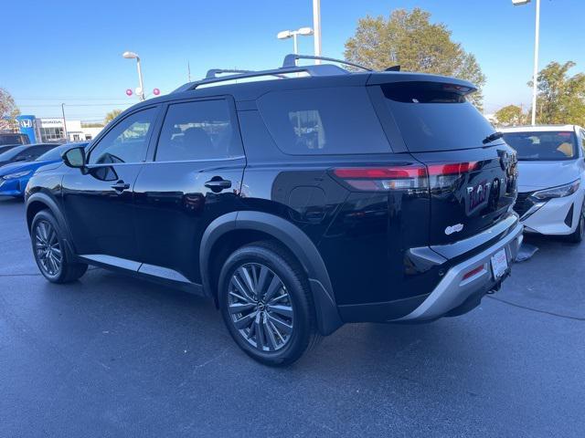 new 2024 Nissan Pathfinder car, priced at $43,990