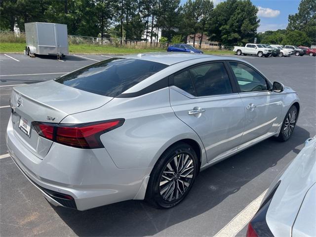 new 2024 Nissan Altima car, priced at $27,999