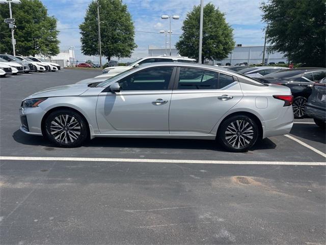 new 2024 Nissan Altima car, priced at $27,999