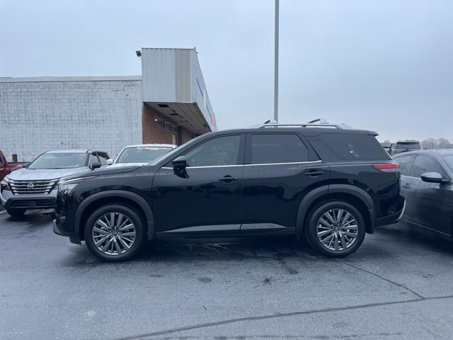 new 2025 Nissan Pathfinder car, priced at $44,552