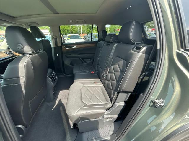 new 2025 Volkswagen Atlas car, priced at $45,637