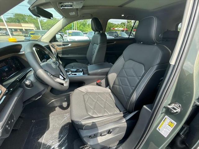 new 2025 Volkswagen Atlas car, priced at $45,637