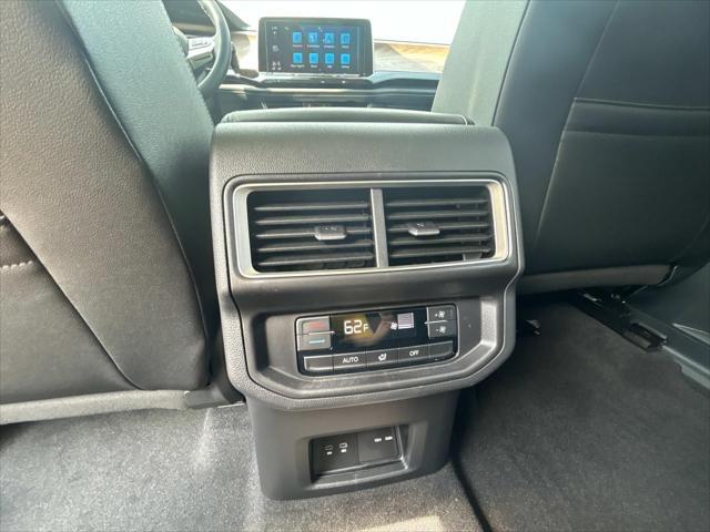 new 2025 Volkswagen Atlas car, priced at $45,637
