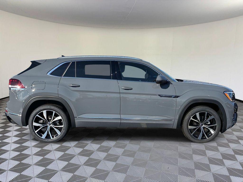 new 2026 Volkswagen Atlas Cross Sport car, priced at $55,120
