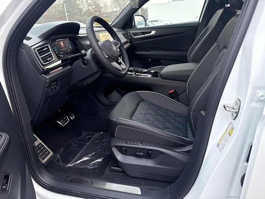 new 2026 Volkswagen Atlas Cross Sport car, priced at $54,946