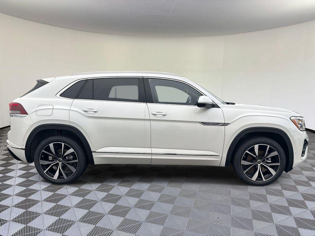 new 2026 Volkswagen Atlas Cross Sport car, priced at $54,946