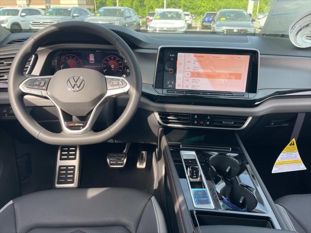 new 2025 Volkswagen Atlas car, priced at $46,808