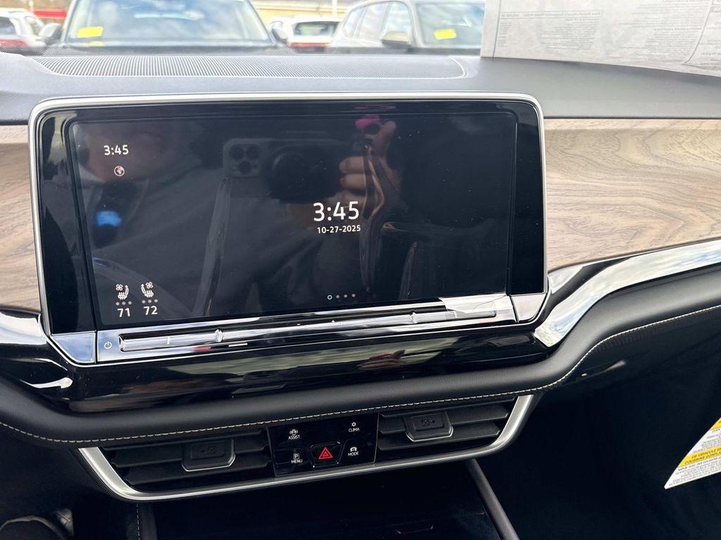 new 2026 Volkswagen Atlas car, priced at $48,807