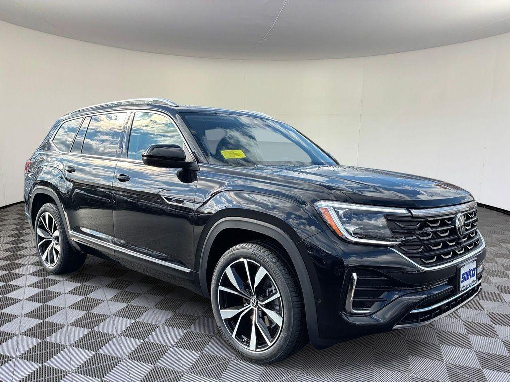 new 2026 Volkswagen Atlas car, priced at $56,188