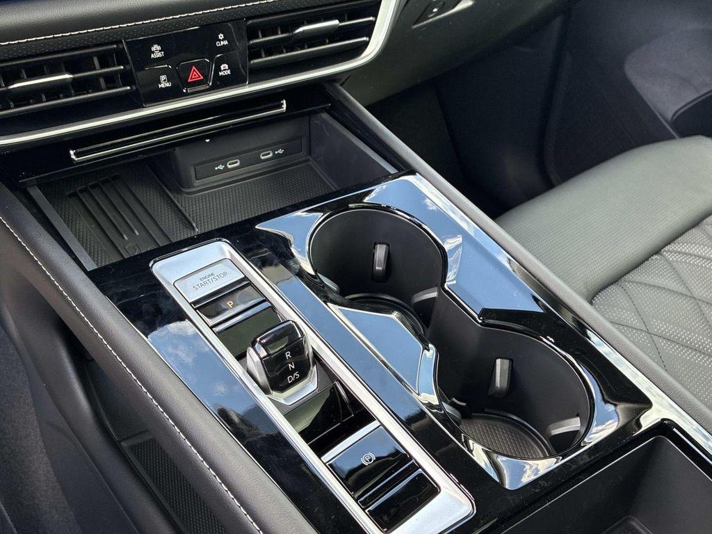 new 2026 Volkswagen Atlas car, priced at $56,188