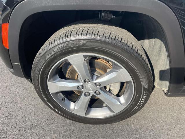 used 2022 Jeep Grand Cherokee L car, priced at $34,989