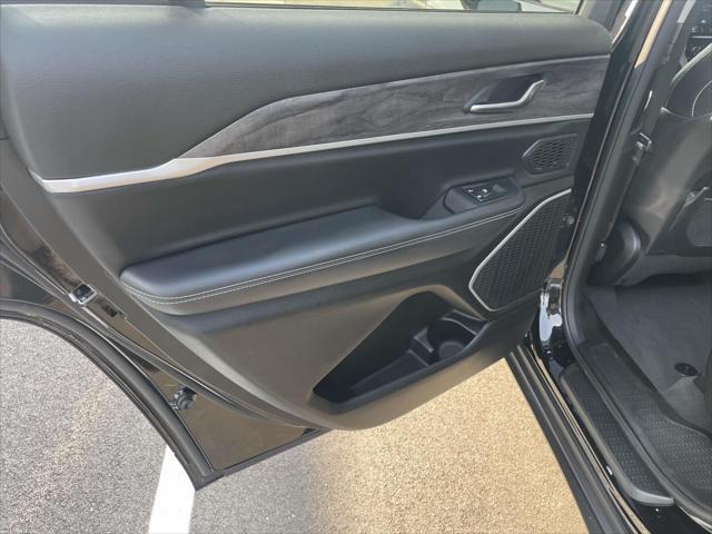 used 2022 Jeep Grand Cherokee L car, priced at $34,989
