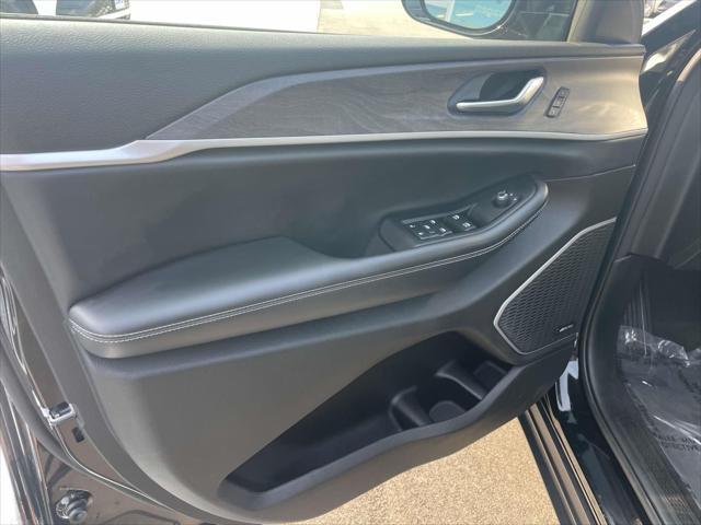 used 2022 Jeep Grand Cherokee L car, priced at $34,989