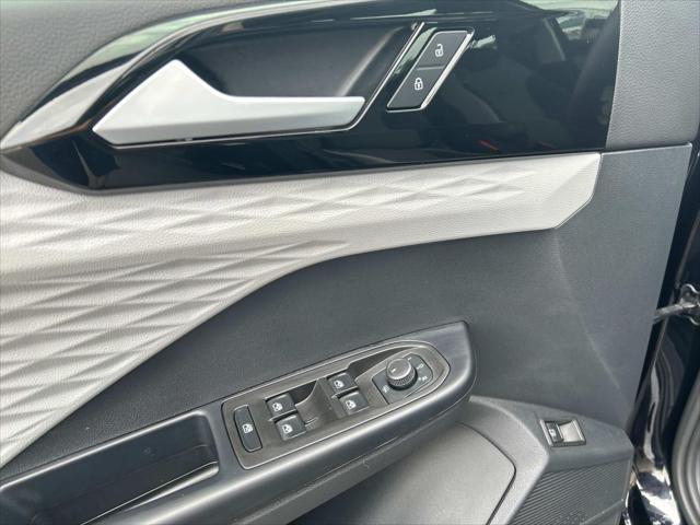 used 2024 Volkswagen Taos car, priced at $23,890