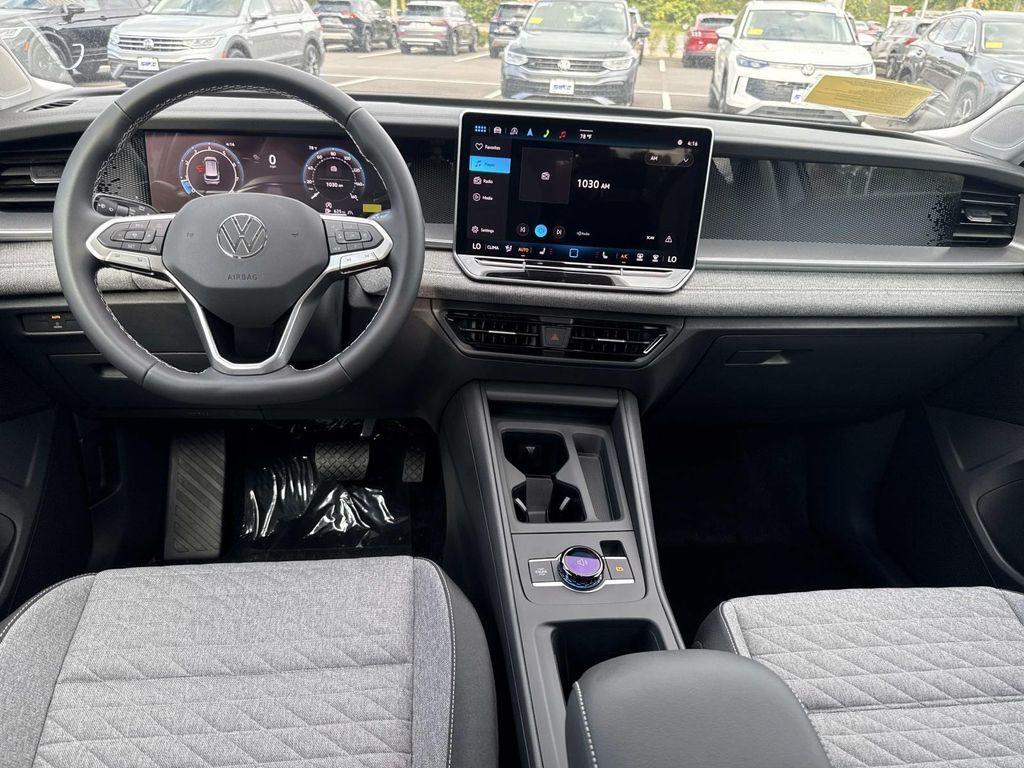 new 2025 Volkswagen Tiguan car, priced at $32,927