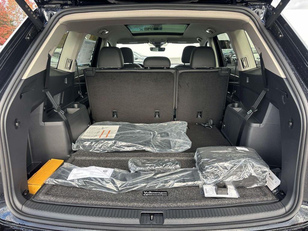 new 2026 Volkswagen Atlas car, priced at $50,432