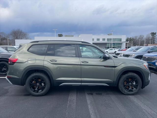 new 2025 Volkswagen Atlas car, priced at $45,300