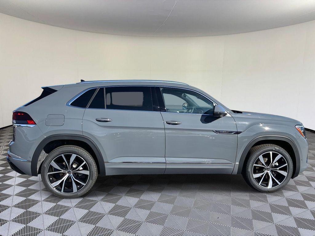 new 2026 Volkswagen Atlas Cross Sport car, priced at $54,946