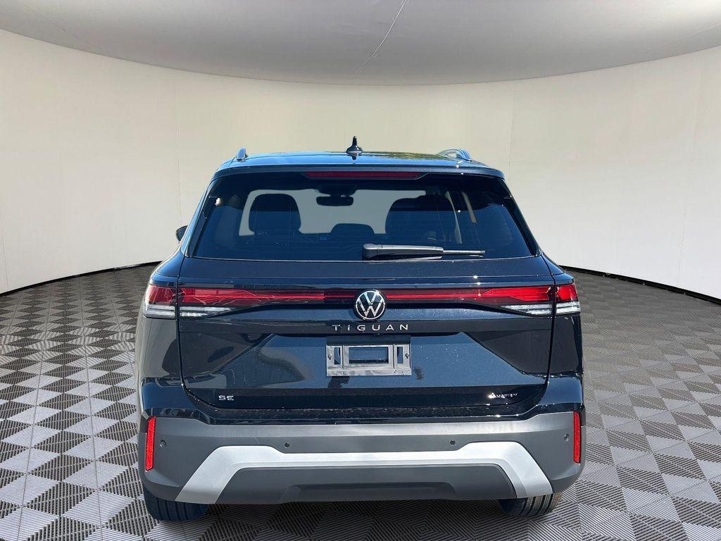 new 2025 Volkswagen Tiguan car, priced at $36,855