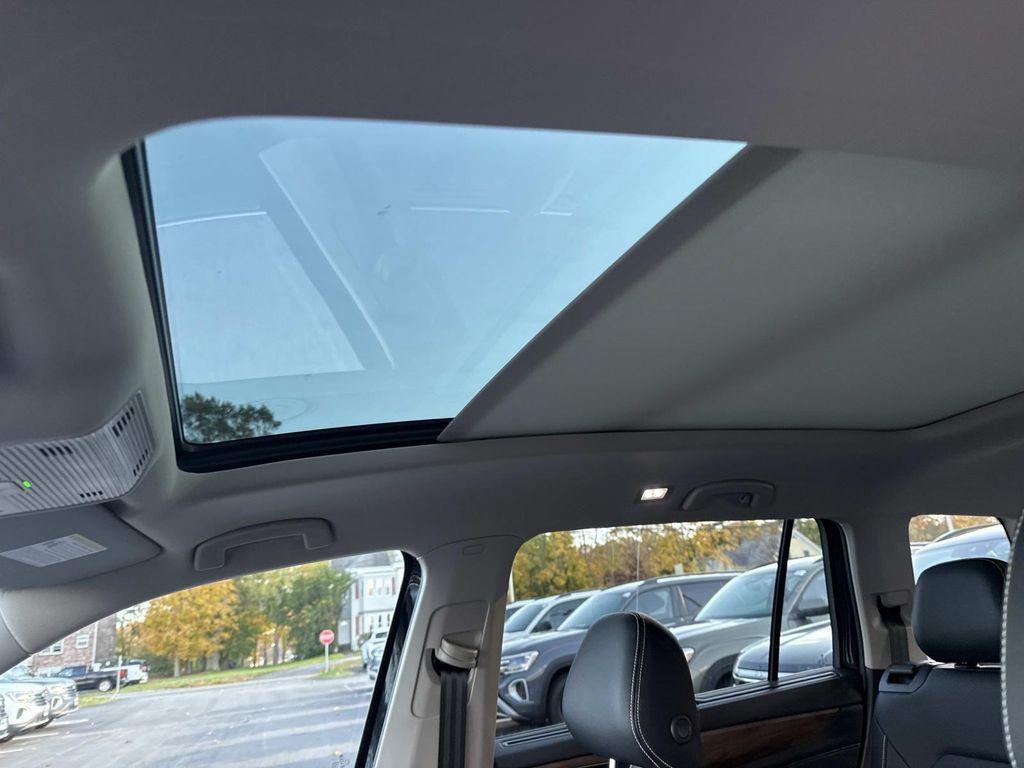 new 2026 Volkswagen Atlas car, priced at $48,637