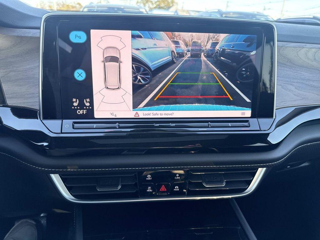 new 2026 Volkswagen Atlas car, priced at $48,637