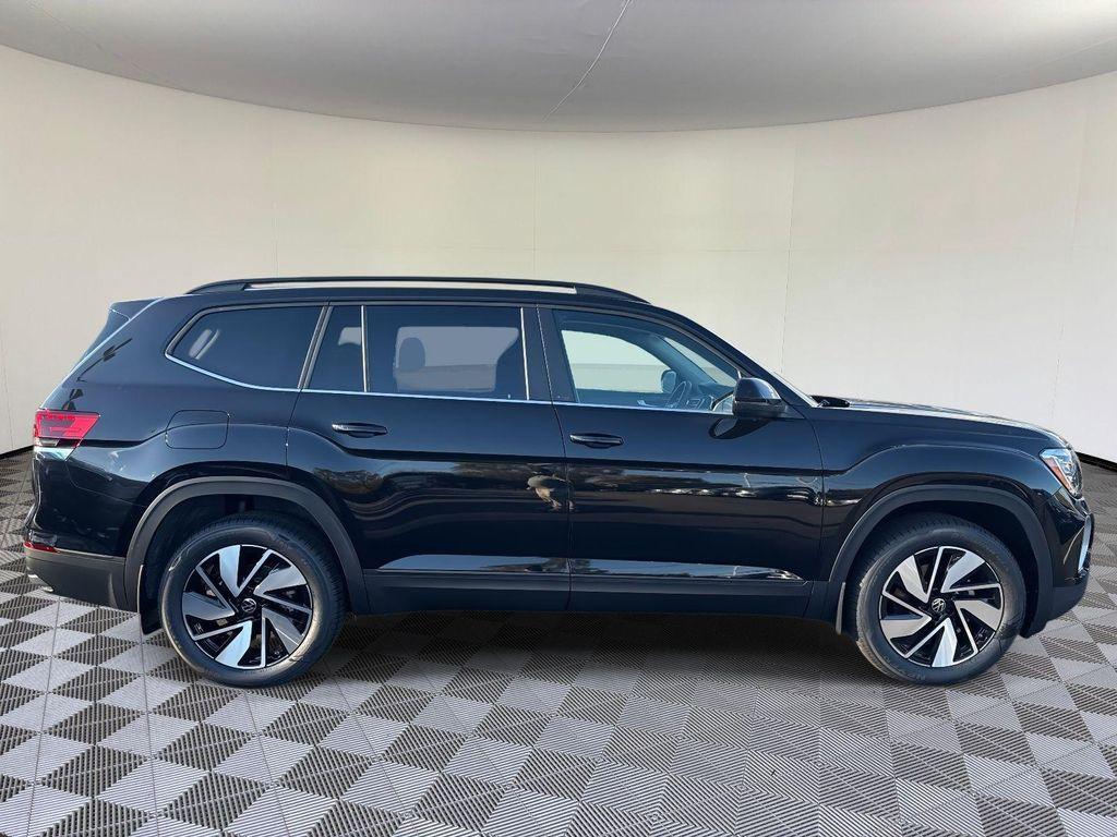 new 2026 Volkswagen Atlas car, priced at $48,637