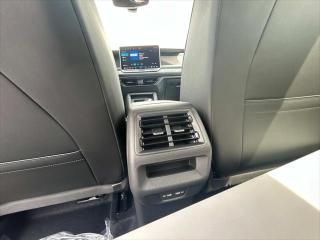 new 2025 Volkswagen Tiguan car, priced at $38,992